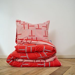 GRAPHIC RED - PILLOW